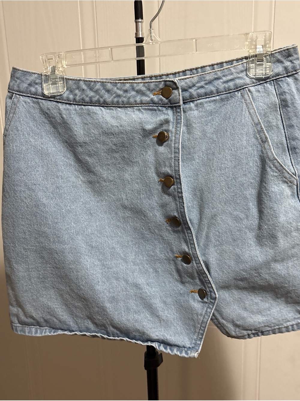 Honey Belle Light Blue Denim Button-Front Womens Shorts
